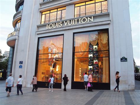 where to buy cheap louis vuitton in paris|louis vuitton paris outlet.